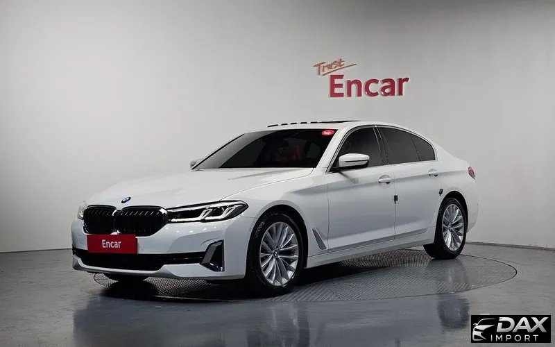 BMW 5-Series 520i Luxury