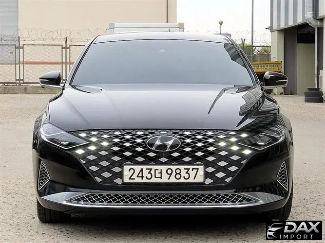 Hyundai Grandeur Calligraphy