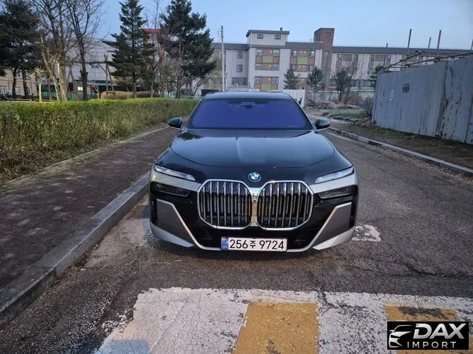 BMW 7-Series 740i xDrive M Sport