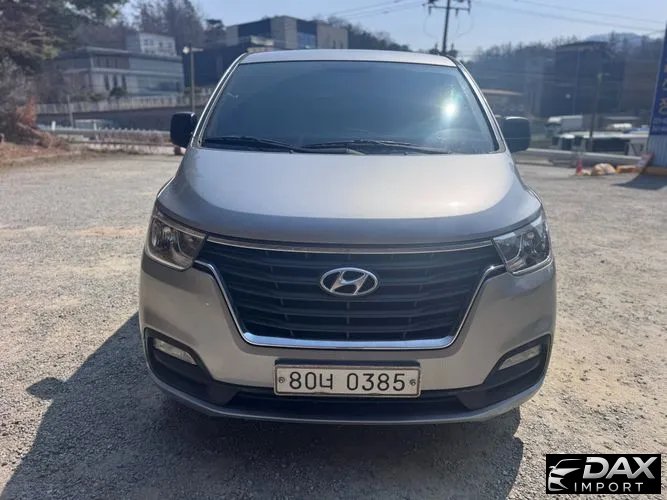 Hyundai Starex Van 5-Seater