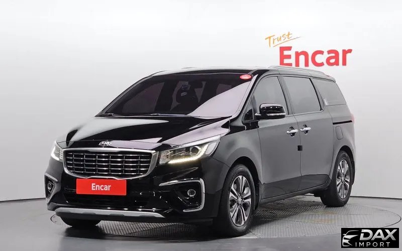 Kia Canival 9-Seater Luxury