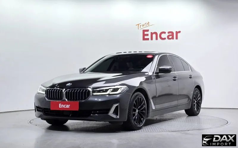 BMW 5-Series 530i xDrive Luxury