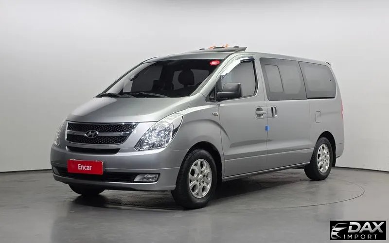 Hyundai Starex 12-Seater Wagon