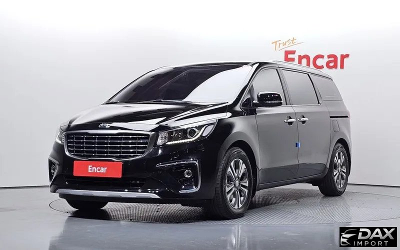 Kia Canival 9-Seater Luxury