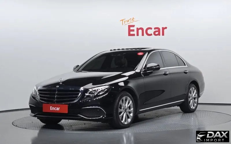 Mercedes-Benz E-Class E300 4MATIC Exclusive