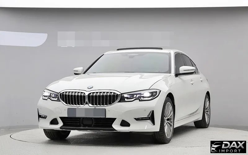 BMW 3-Series 320i Luxury