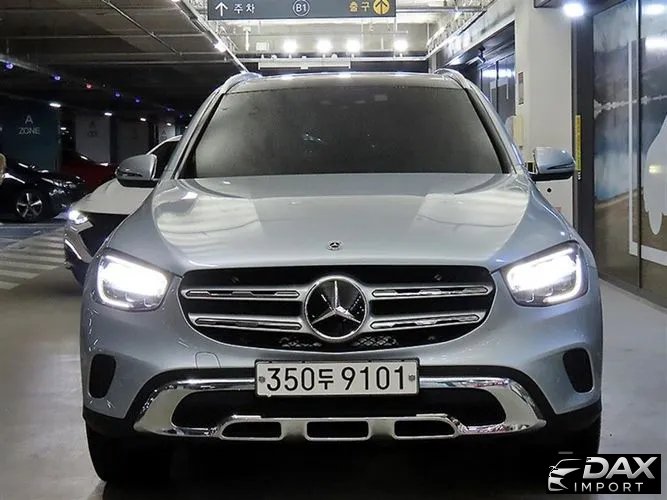 Mercedes-Benz GLC-Class GLC300e 4MATIC