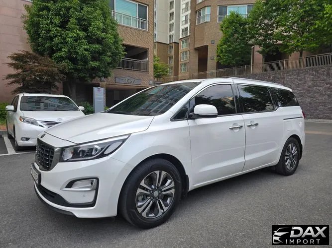 Kia Canival 11-Seater Prestige