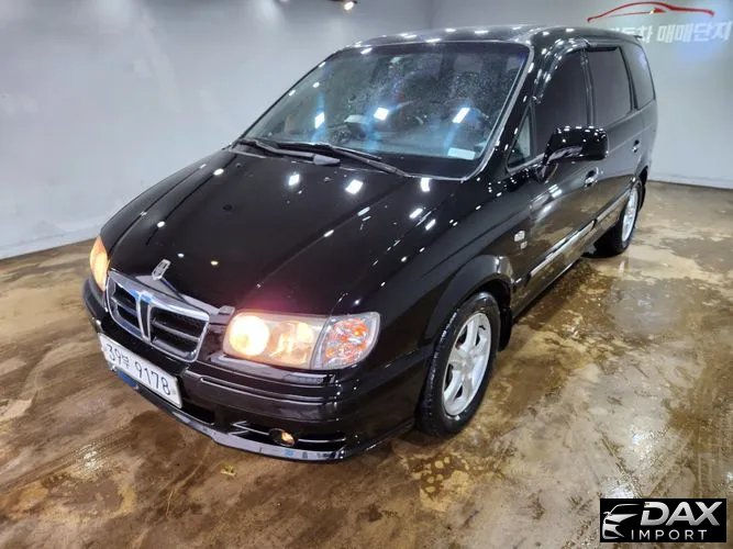 Hyundai Traget XG 7-Seater Diesel(HTI) GLS