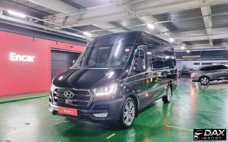 Hyundai Solati 15-seater