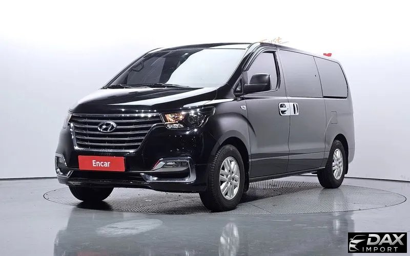 Hyundai Starex Van 5-Seater