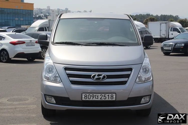 Hyundai Starex 3-Seater VAN