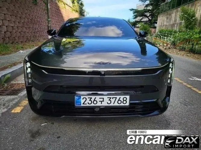 Kia K8 Signature Black