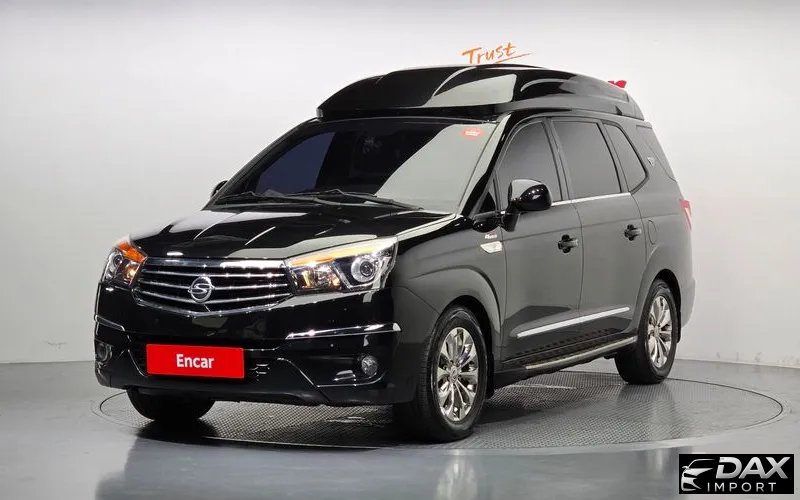 KG_Mobility_Ssangyong KORANDO 4WD Chateau 11-seater