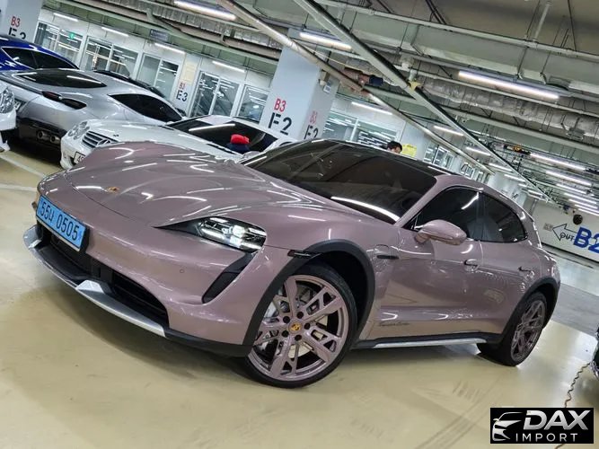 Porsche Taycan Turbo Cross Turismo