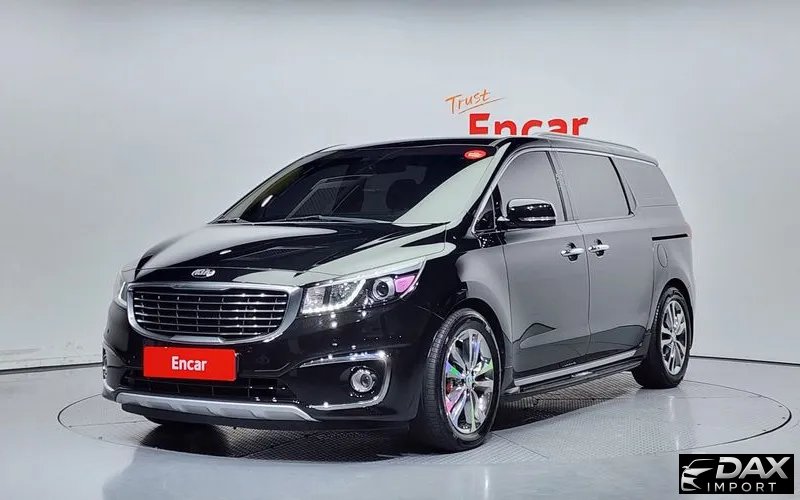 Kia Canival 7-seater Limousine