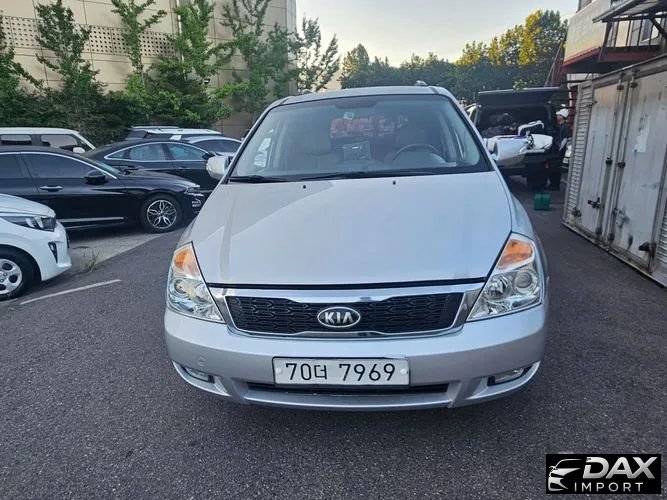Kia Canival Grand Carnival GLX