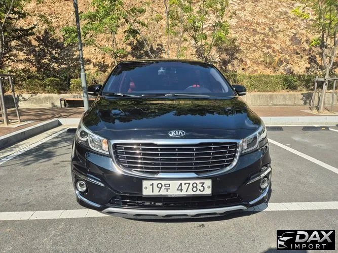 Kia Canival 9-seater Prestige