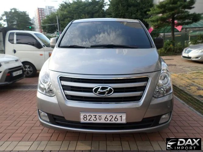 Hyundai Starex Van 5-Seater