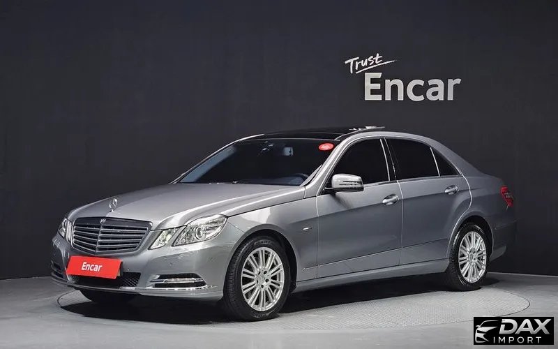 Mercedes-Benz E-Class E300 Elegance