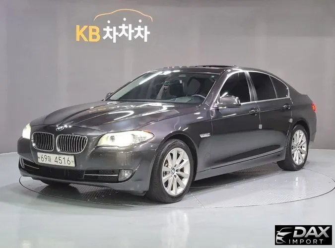 BMW 5-Series 528i