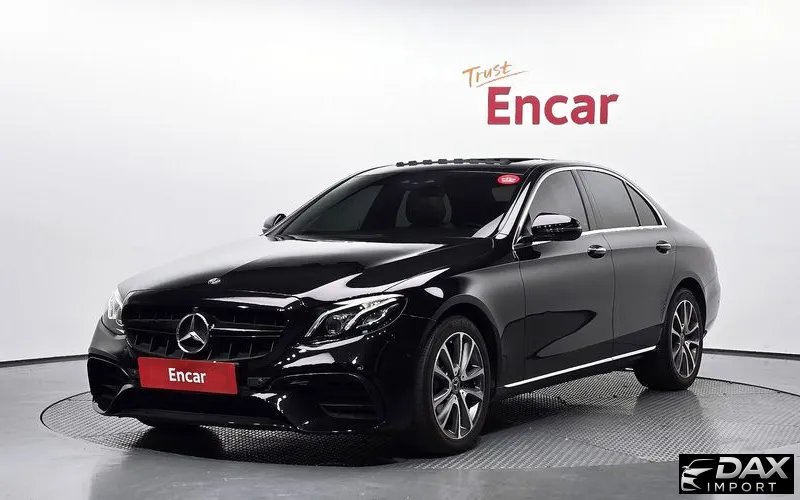 Mercedes-Benz E-Class E300 4MATIC Avnatgarde