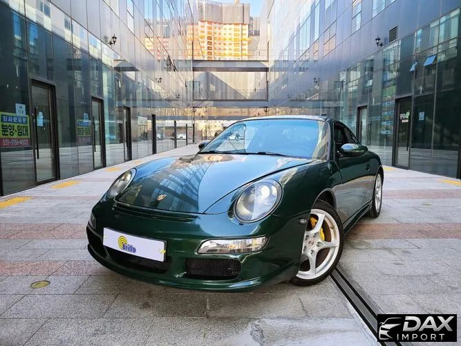 Porsche 911 Carrera 4