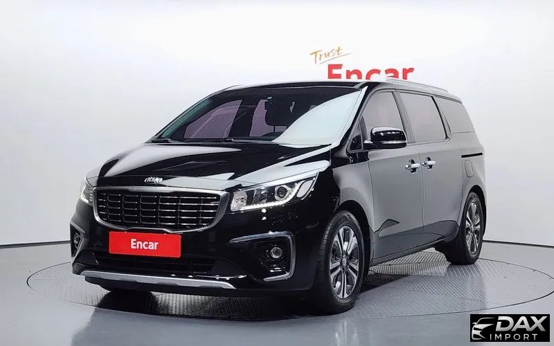 Kia Canival 9-Seater Luxury