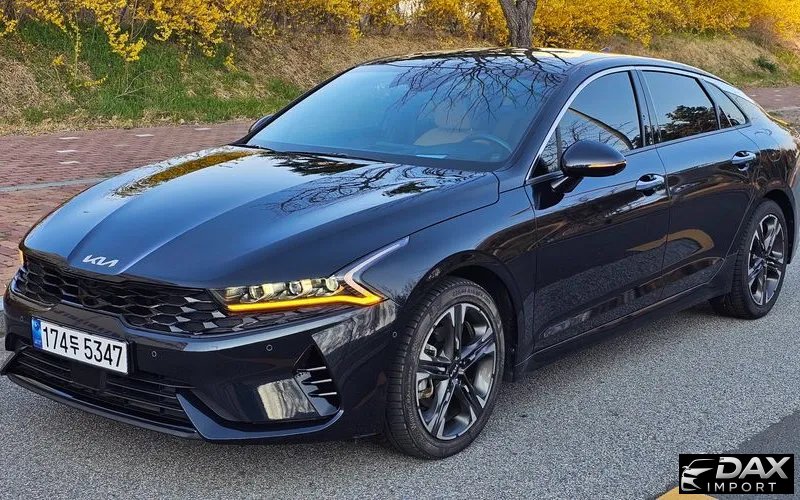 Kia K5 Signature