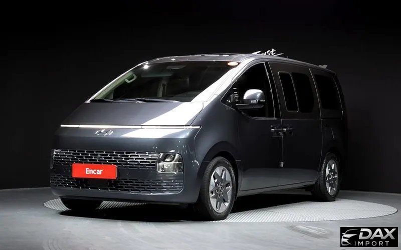 Hyundai Staria 4WD Tourer 9-Seater