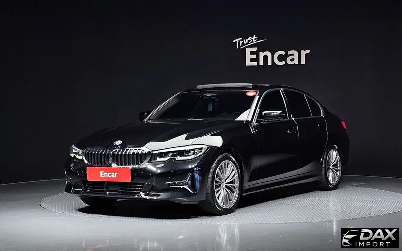 BMW 3-Series 320i Luxury