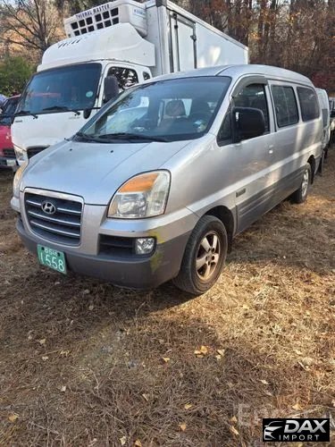 Hyundai Starex 6-Seater Window-Van