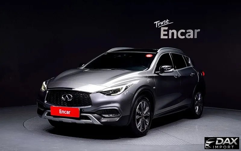 Infiniti QX30 2.0 Essential AWD