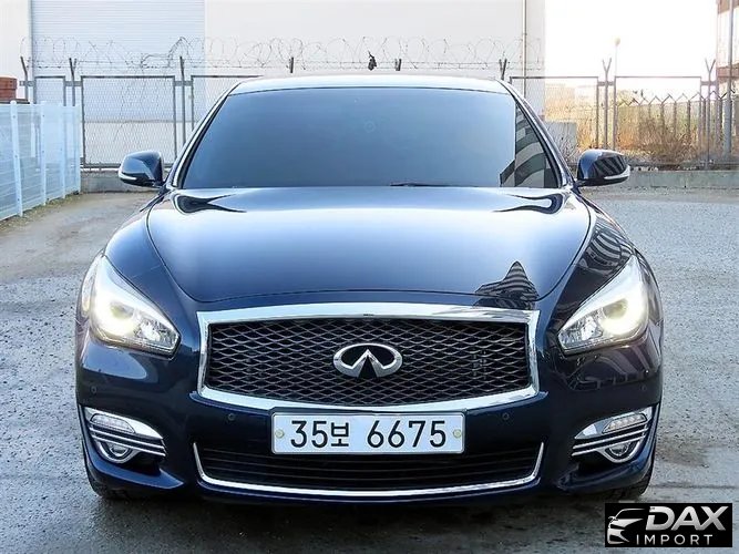 Infiniti Q70 3.7 Style