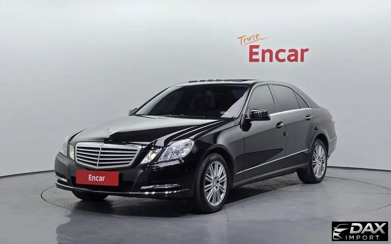 Mercedes-Benz E-Class E300 Elegance