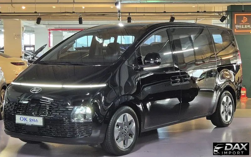 Hyundai Staria Tourer 9-Seater