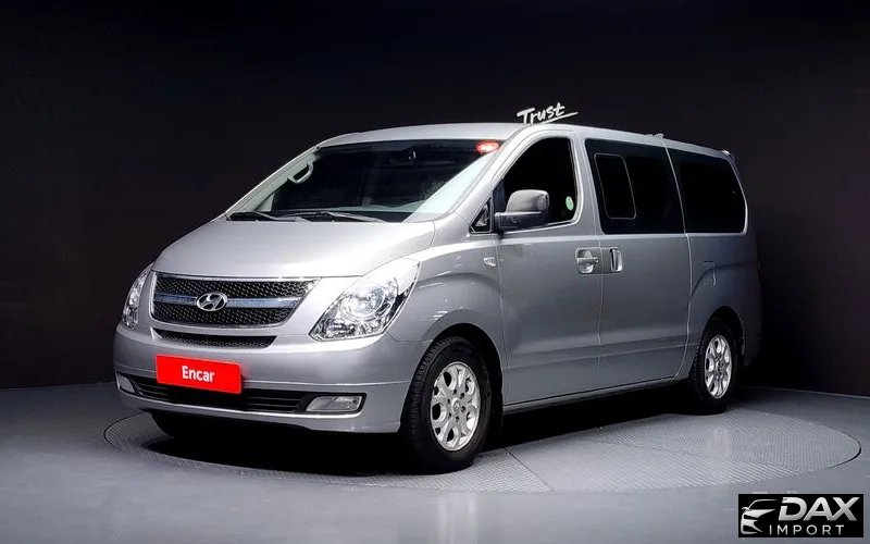 Hyundai Starex 12-Seater Wagon