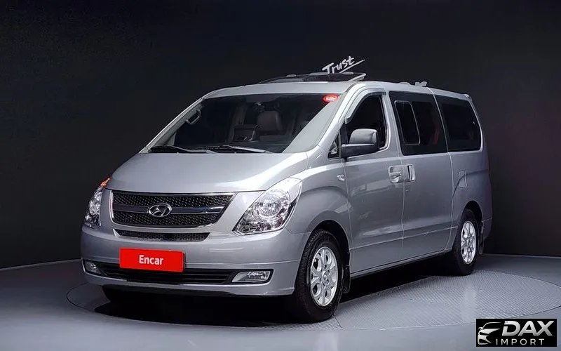 Hyundai Starex 11-Seater Wagon