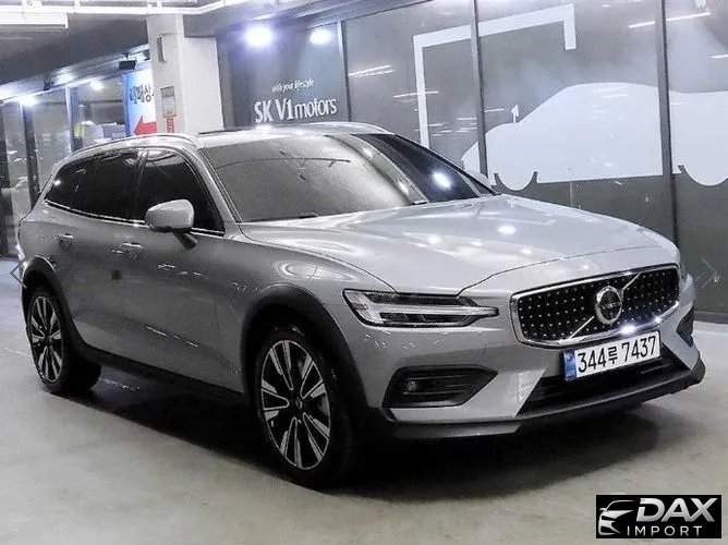 Volvo V60 B5 Ultra AWD