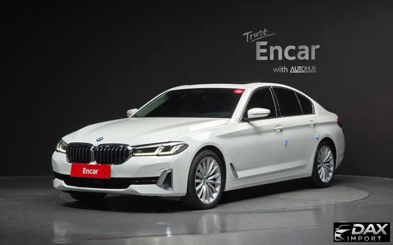 BMW 5-Series 530i xDrive Luxury