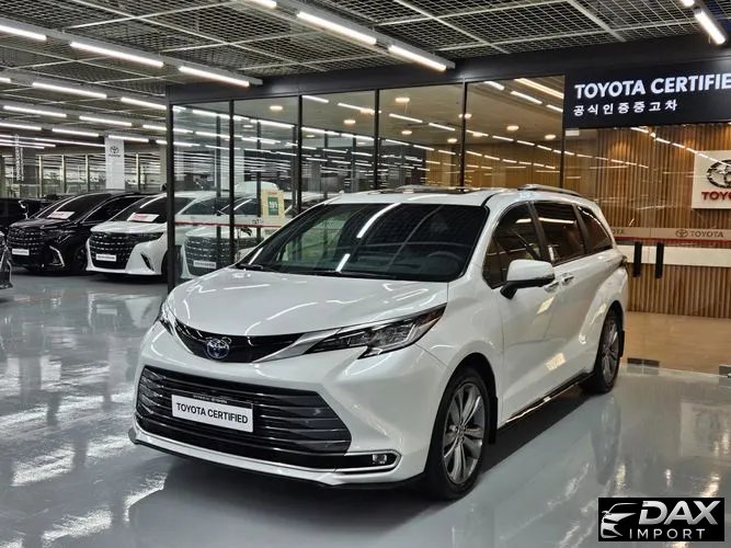 Toyota Sienna 2.5 Hybrid 2WD