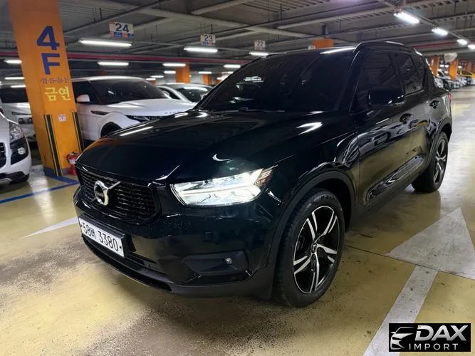 Volvo XC40 T4 R-Design