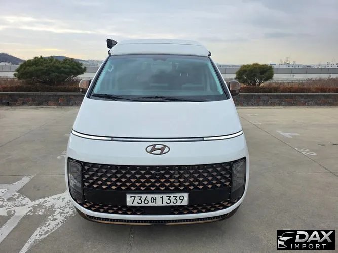 Hyundai Staria 4WD Camper