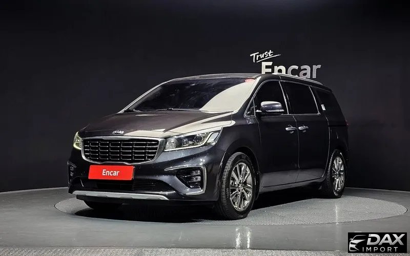 Kia Canival 9-Seater Prstige