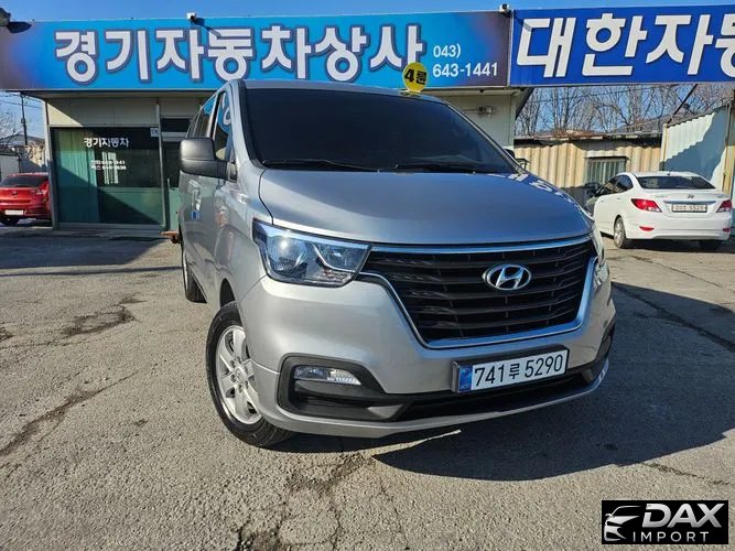 Hyundai Starex 4WD Wagon 12-Seater