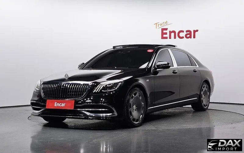 Mercedes-Benz S-Class Maybach S560