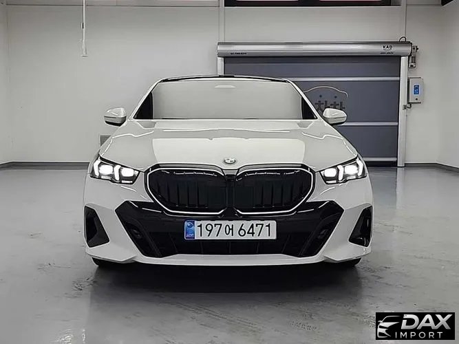 BMW 5-Series 520i Special Edition