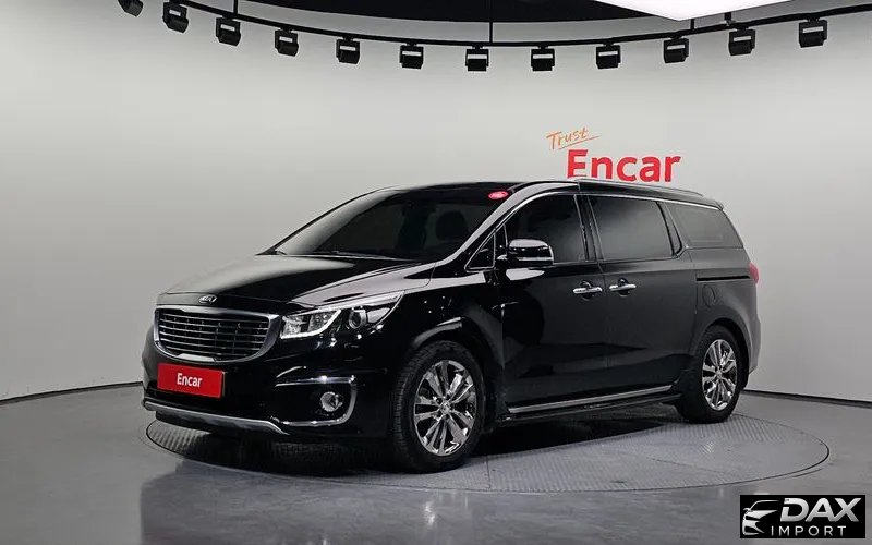 Kia Canival 7-seater Limousine