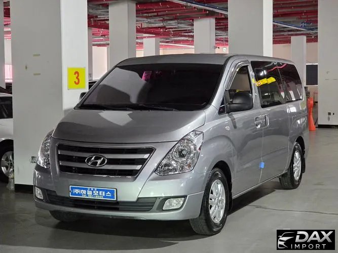Hyundai Starex 5-Seater VAN