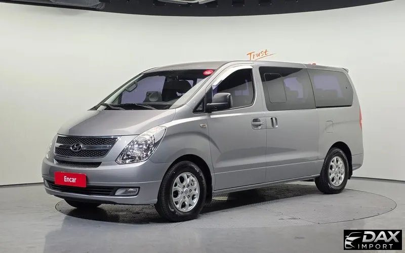 Hyundai Starex 11-Seater Wagon